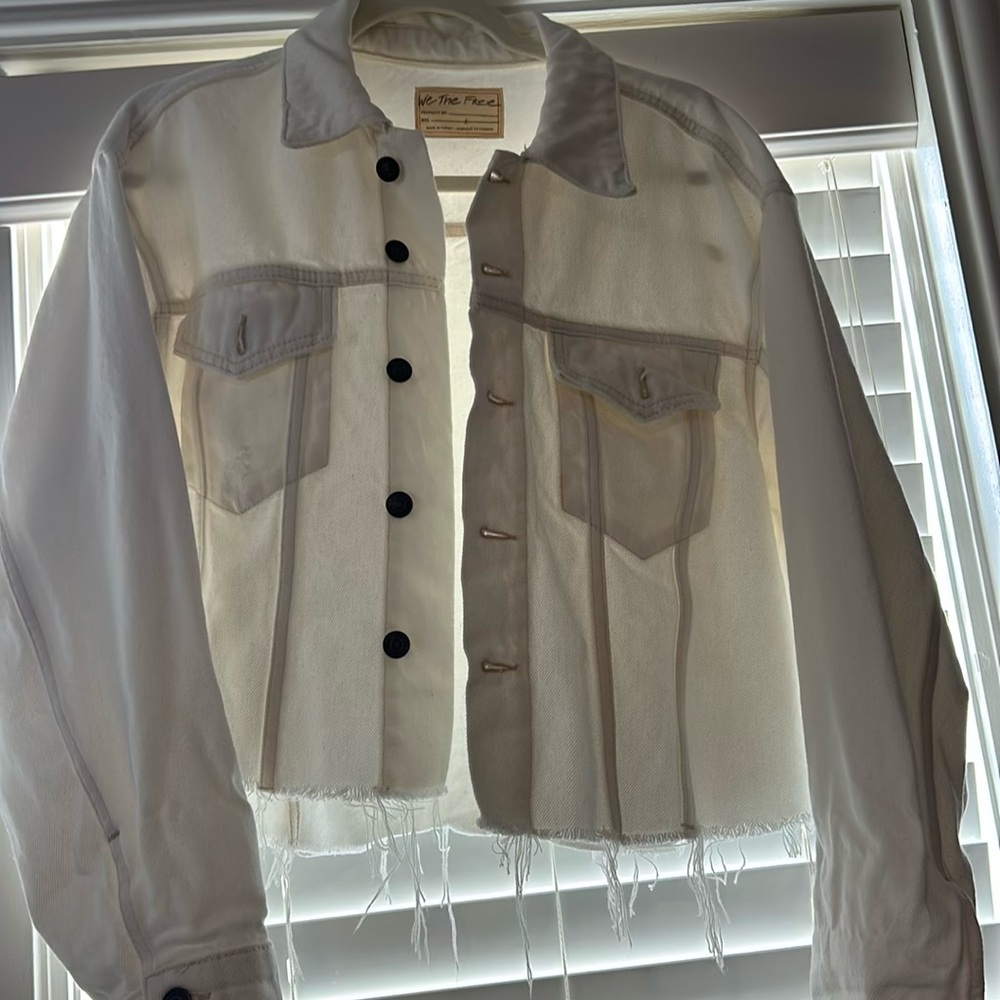White Denim Jacket with Frayed Hem